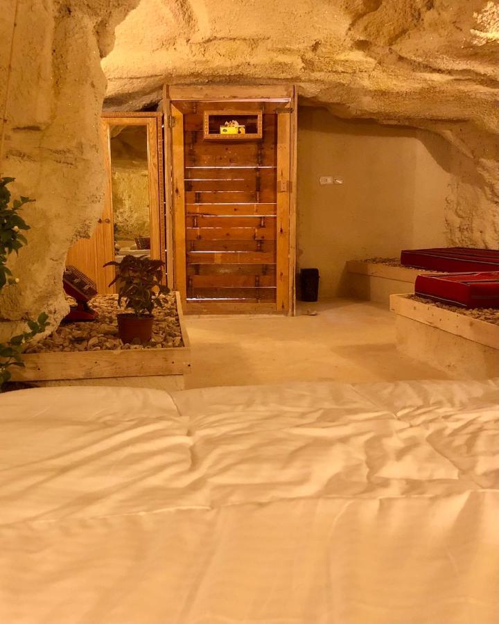 7 Caves Hotel Al Jayah Exterior photo